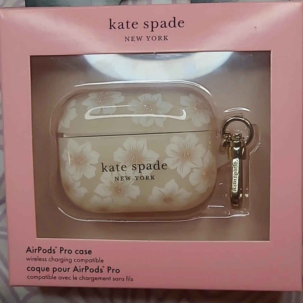 Brand new Kate Spade Airpods pro case